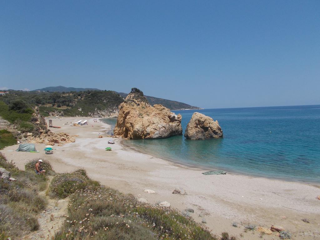 Leonidas Villa Xinovrisi Buitenkant foto